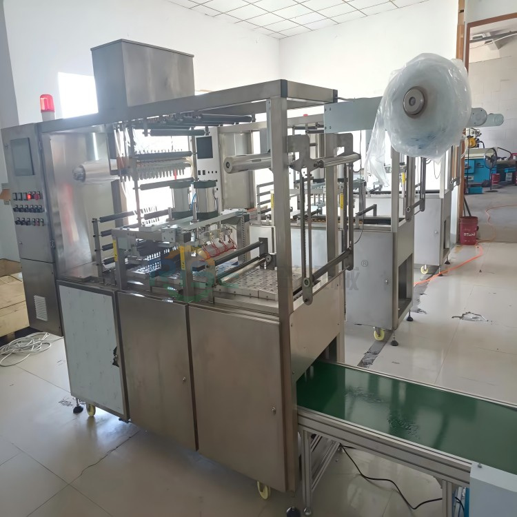 RISHENG | RS-BZ300XPVA WATER-SOLUBLE FILM  AUTOMATIC LAUNDRY DETERGENT POD PACKING MACHINE